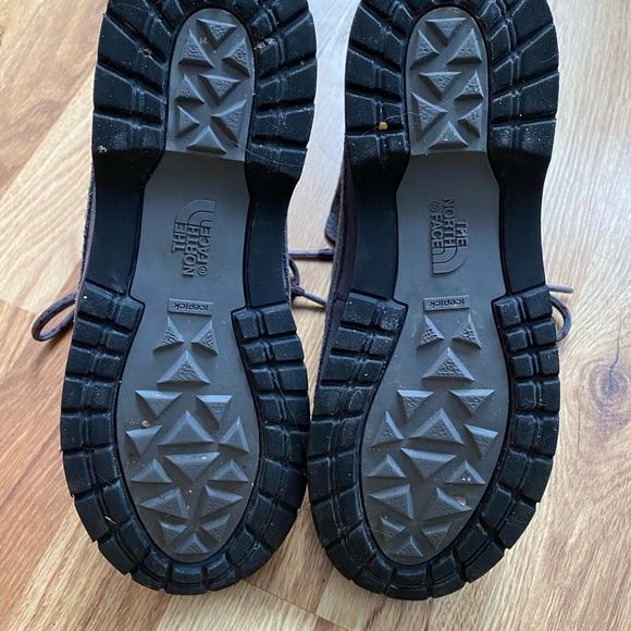 TNF Booties - Picture 4 of 4